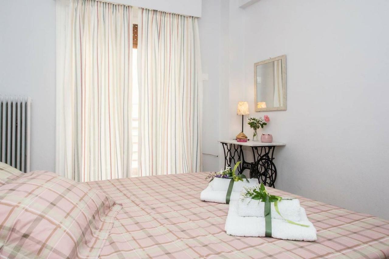 Perfect spot, elegant&bright Apartamento Kalamata Exterior foto