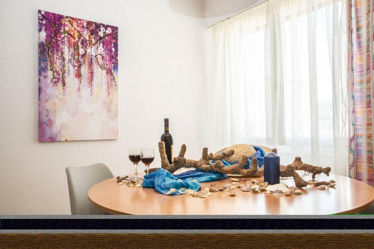 Perfect spot, elegant&bright Apartamento Kalamata Exterior foto