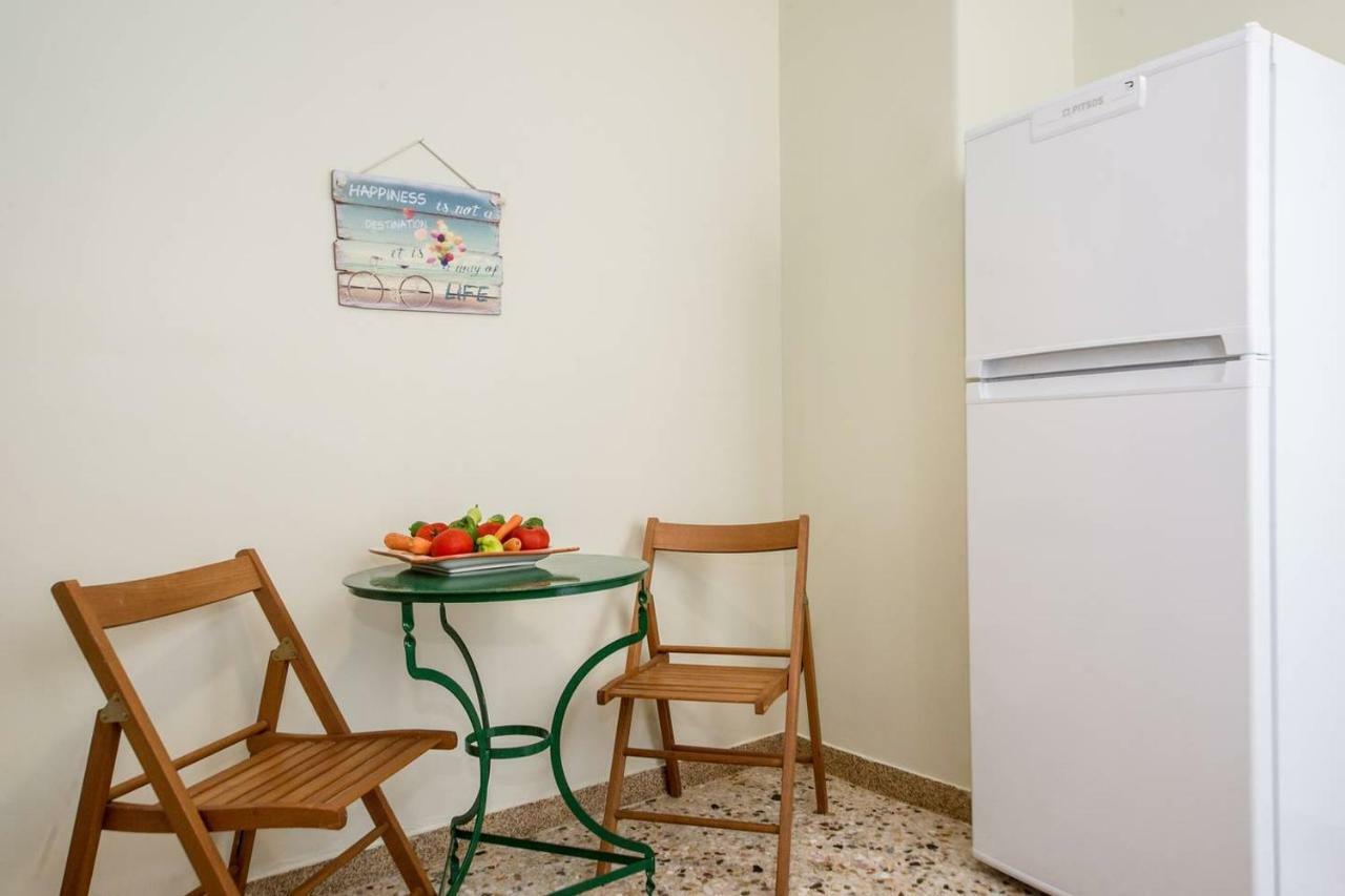 Perfect spot, elegant&bright Apartamento Kalamata Exterior foto
